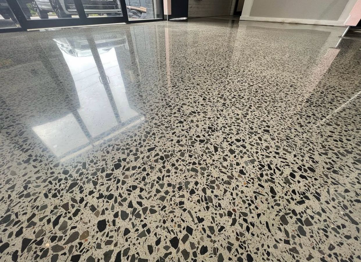 LAPIDAÇÃO DE CONCRETO